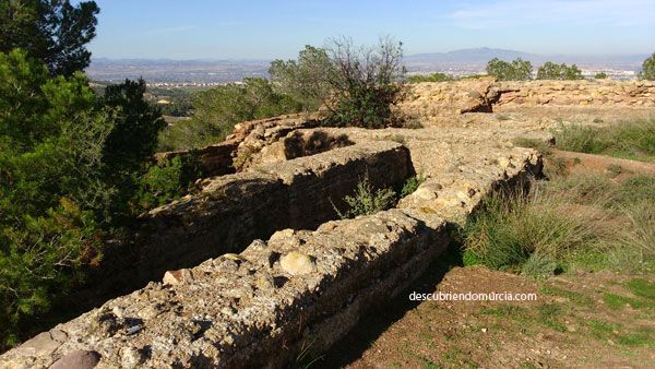 ruinas Castillo del Portazgo. Puerto de La Cadena, Murcia.